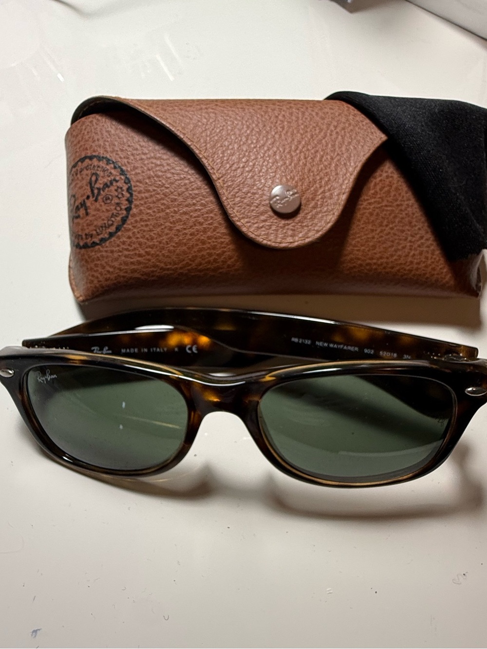 Ray Ban New Wayfarer Sunglasses